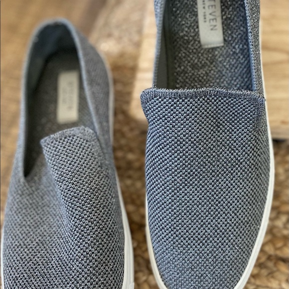 STEVEN BY STEVE MADDEN “KELSEA”SNEAKER! - Picture 12 of 12